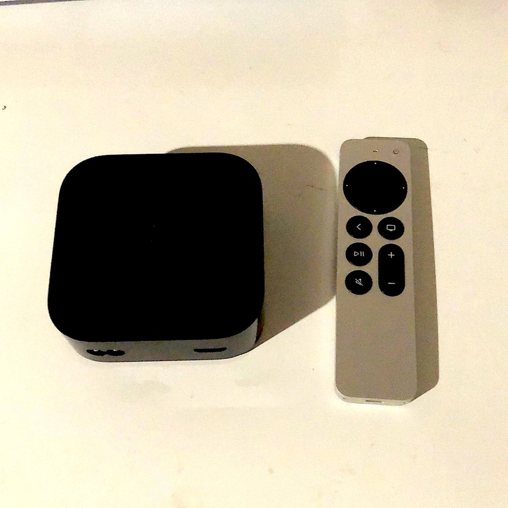 Black Streaming Device with Remote